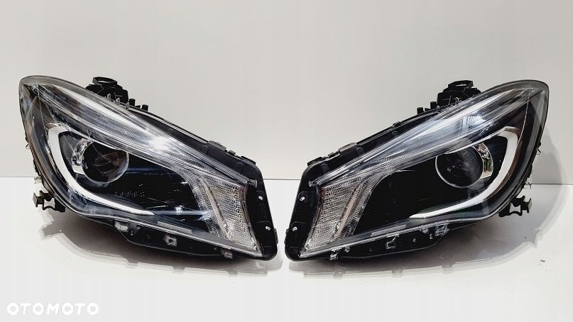 REFLEKTOR PRAWY LEWY XENON MERCEDES CLA 117 NIE SKRĘTNY EUROPA - 2