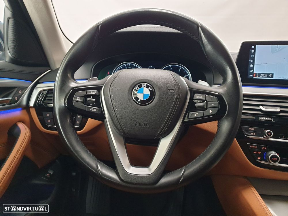 BMW 520 d Auto - 14