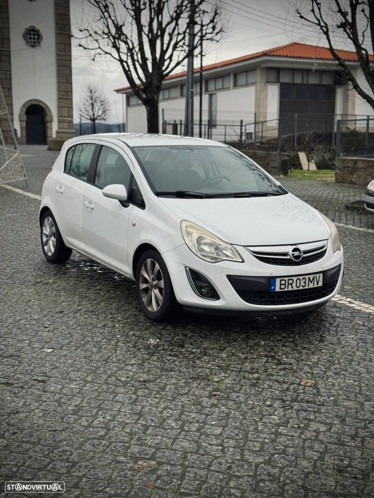 Opel Corsa 1.2 Go! Easytronic - 2