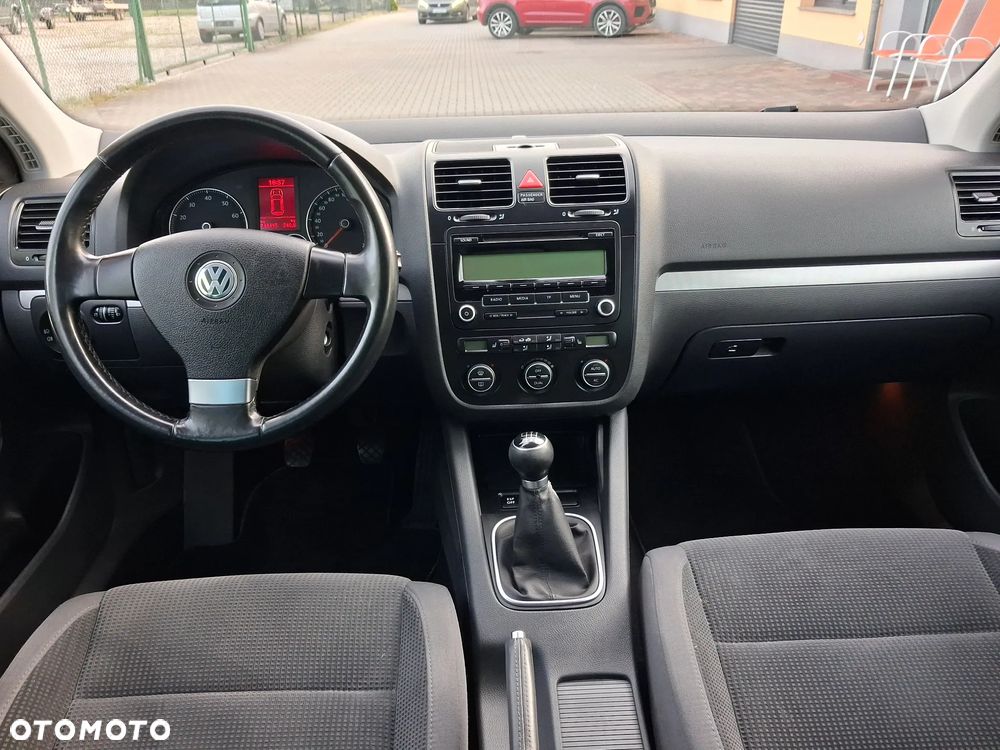 Volkswagen Golf 1.4 FSI Comfortline - 17