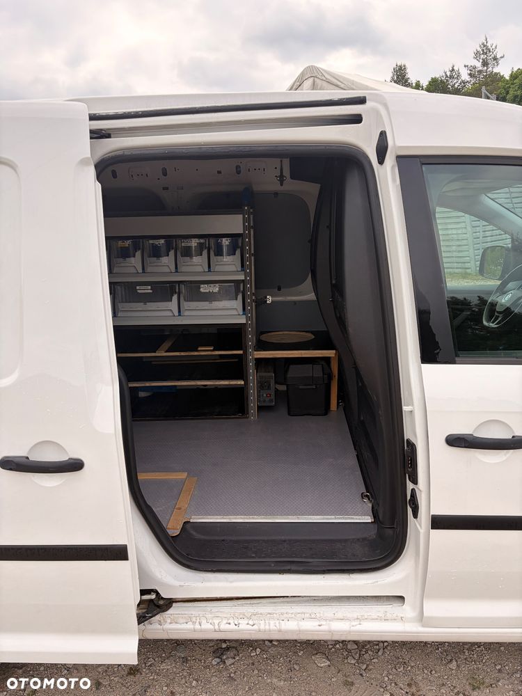 Volkswagen Caddy - 12
