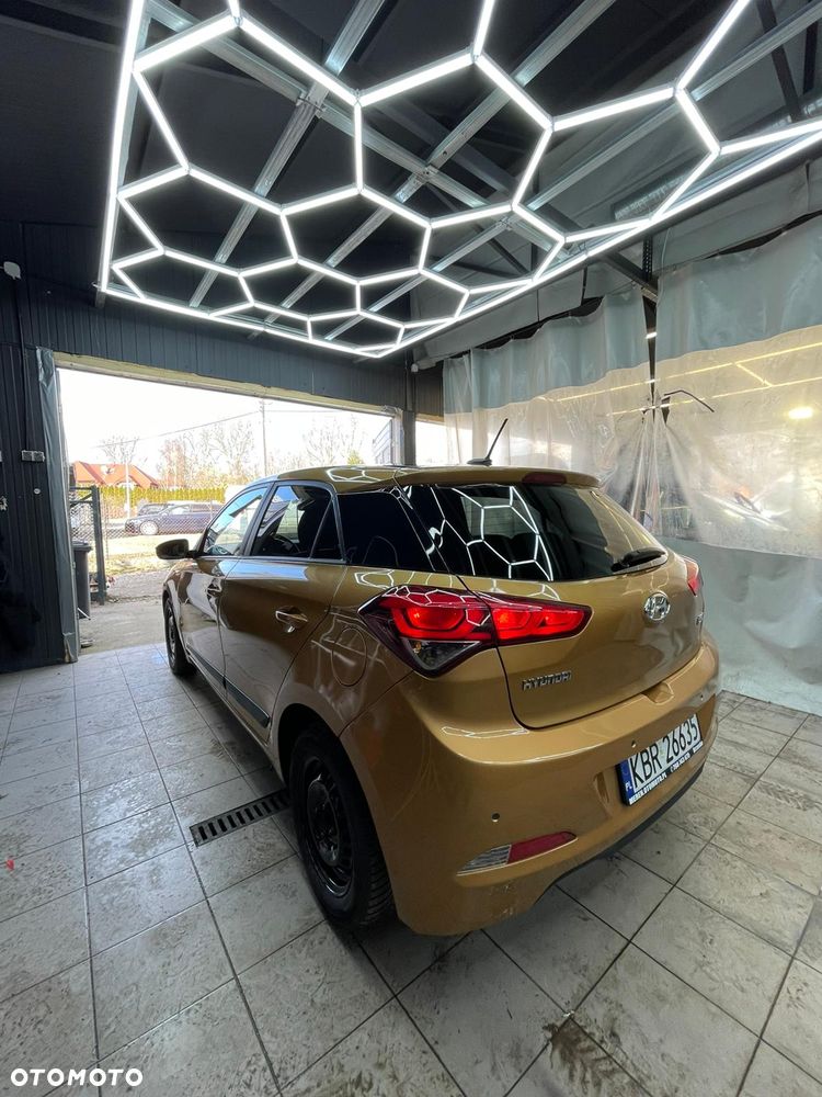 Hyundai i20 1.2 Passion - 9