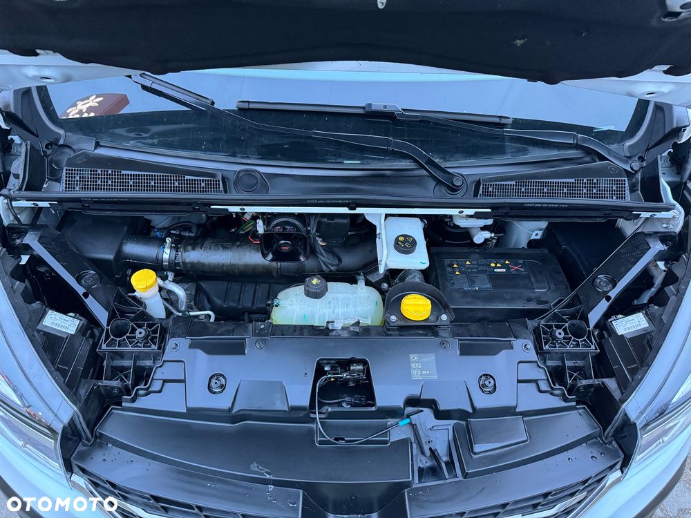 Renault Trafic - 10