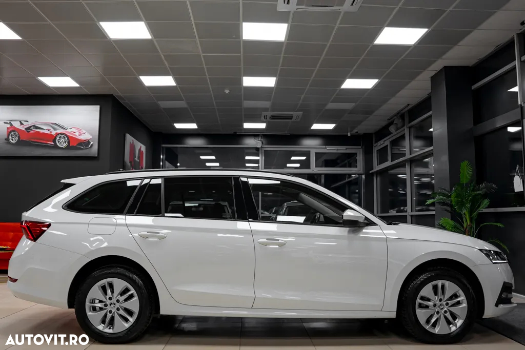 Skoda Octavia Combi 2.0 TDI DSG Ambition - 40