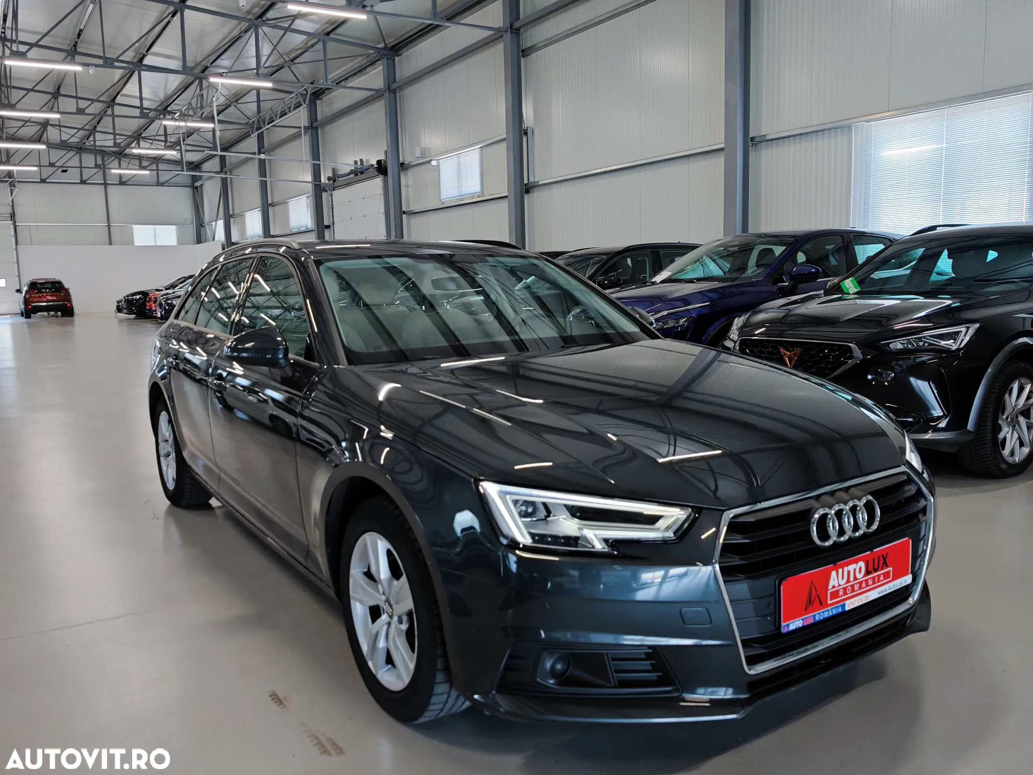 Audi A4 Avant 30 TDI S tronic - 2