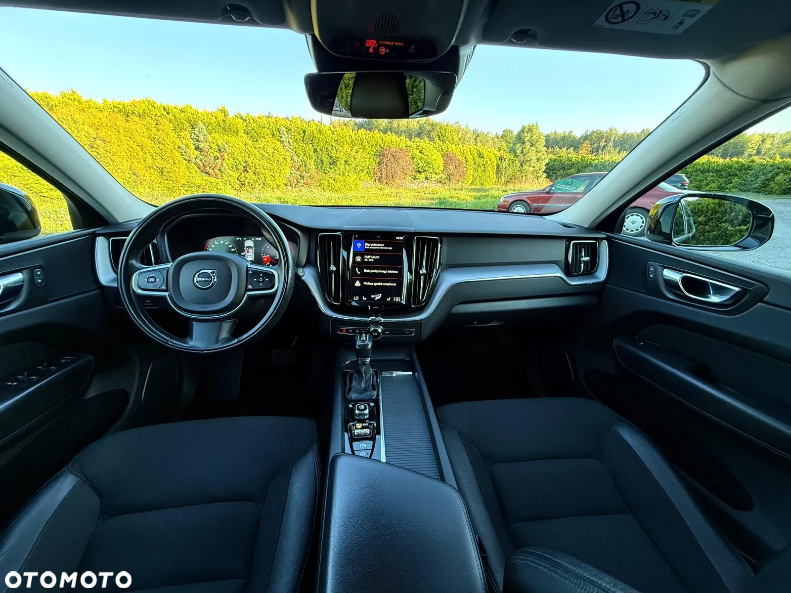 Volvo XC 60 D4 Geartronic Momentum Pro - 17