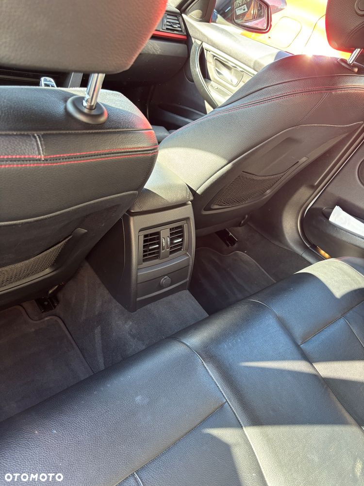 BMW Seria 3 328i Sport Line - 19