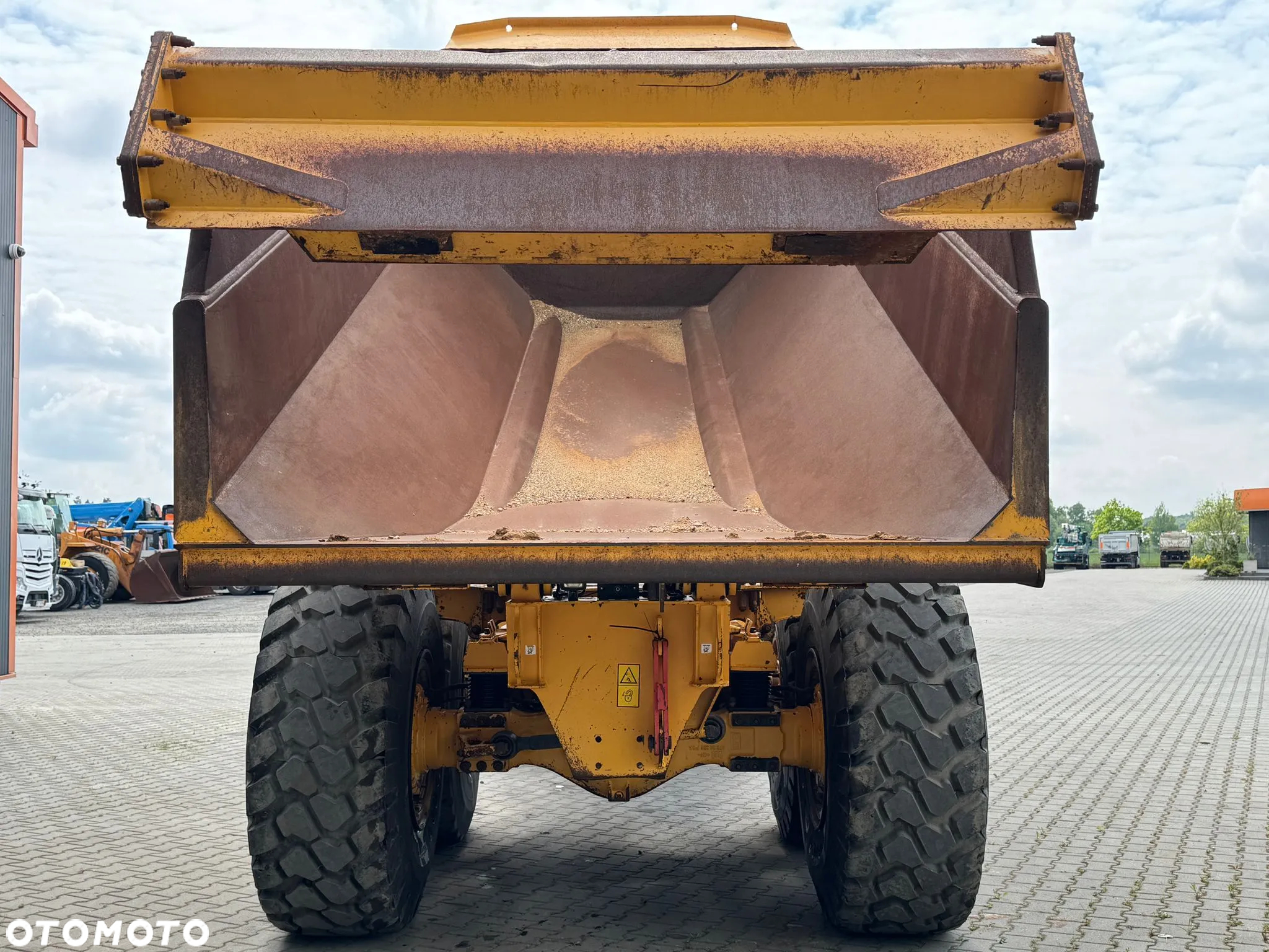Volvo A25G 6x6 WOZIDŁO - 12