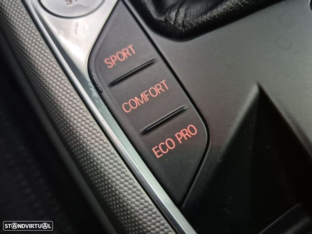 BMW 318 d Advantage - 26