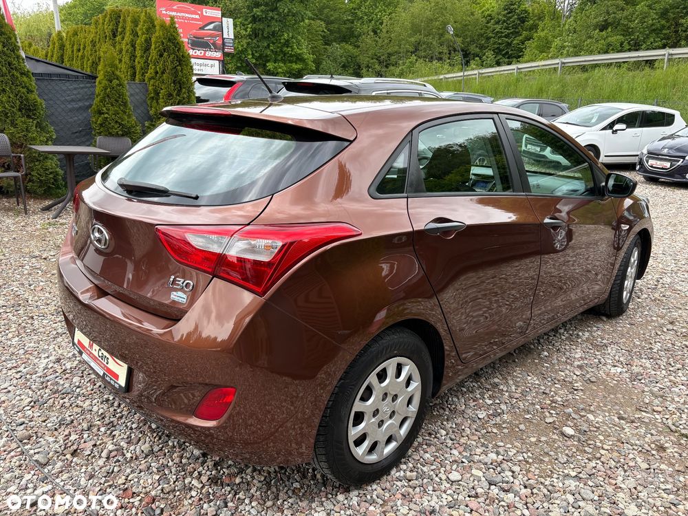 Hyundai i30 1.4 Classic - 10