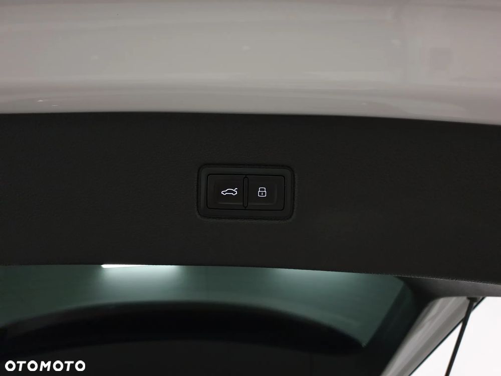 Audi Q7 3.0 TDI ultra Quattro Tiptronic - 34