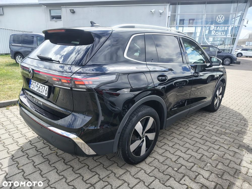 Volkswagen Tiguan - 5