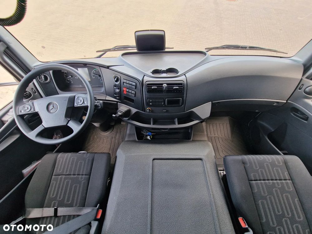 Mercedes-Benz Atego 1527L 4x2 - 12