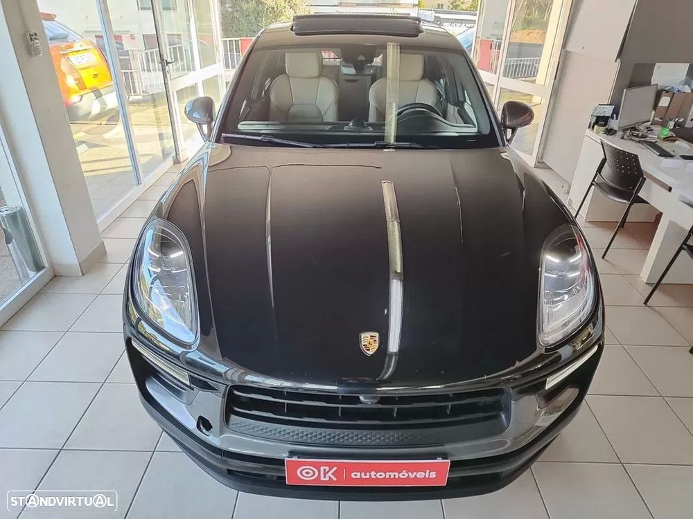 Porsche Macan T - 35