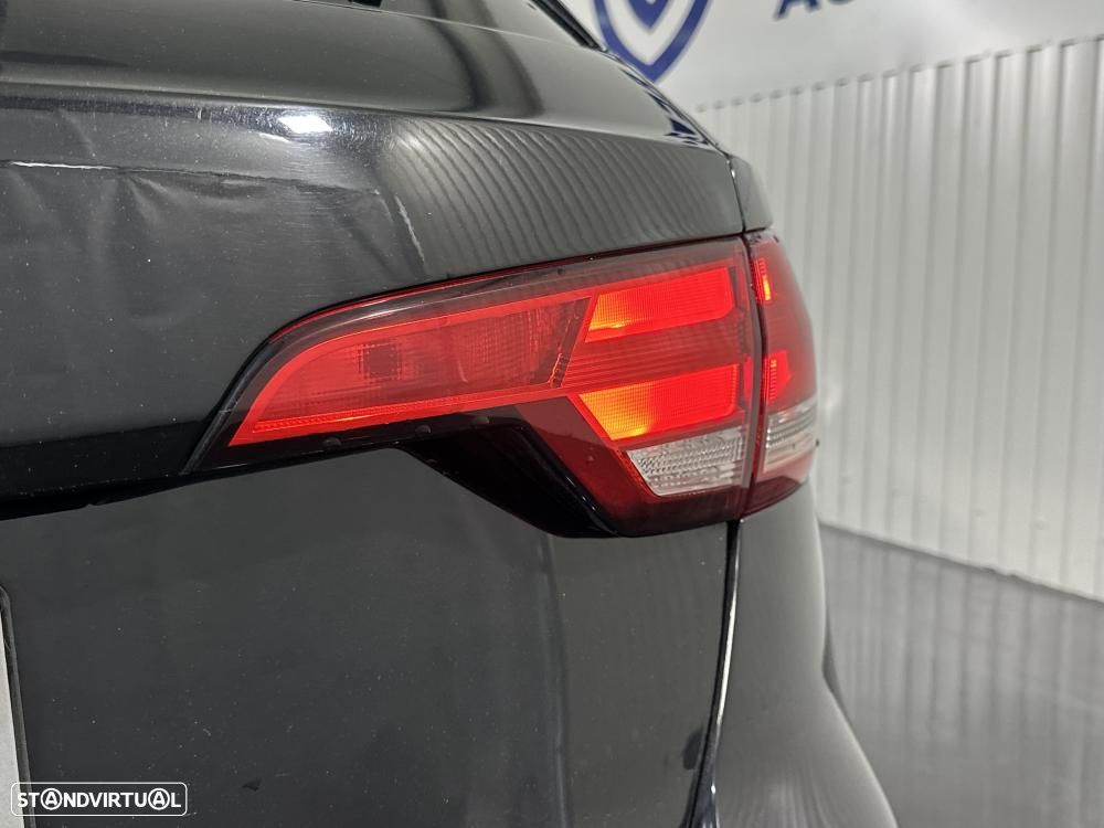 Audi A4 Avant 2.0 TDI ultra design - 16