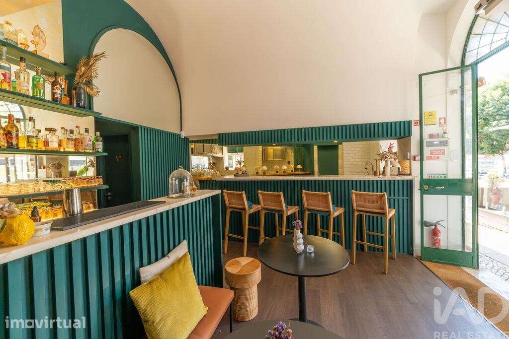 Café em Santo António de 37,00 m2 - Grande imagem: 3/28