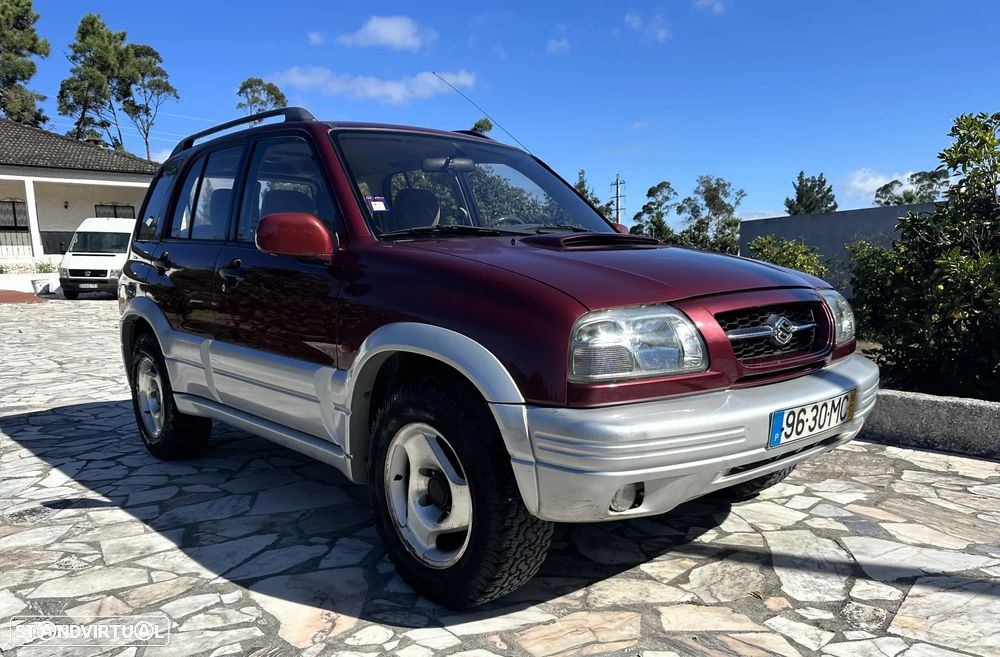 Suzuki Grand Vitara Metal Top 2.0 TDi - 10