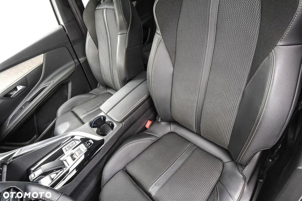 Peugeot 3008 - 19