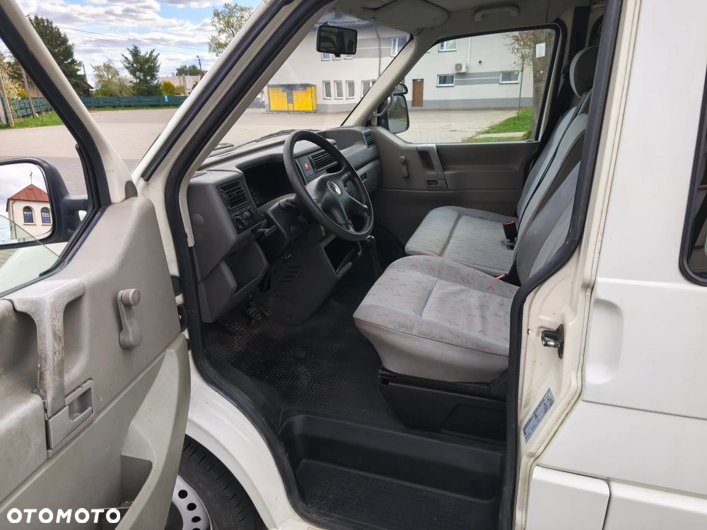 Volkswagen Transporter - 5