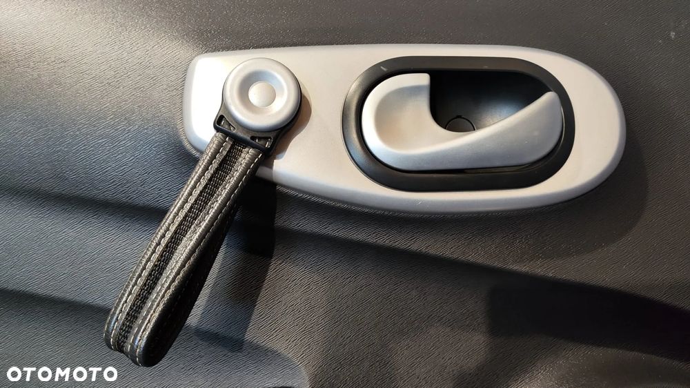BOCZEK TAPICERKA RĄCZKA UCHWYT DRZWI LEWY PRZÓD RENAULT WIND - 5