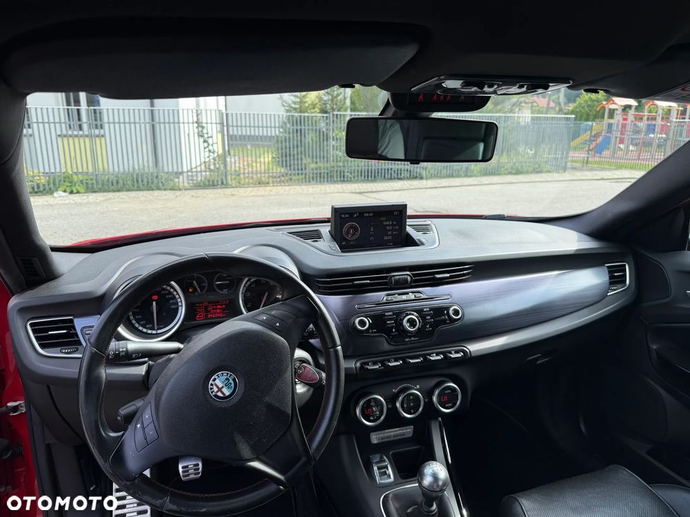 Alfa Romeo Giulietta 1750 TBi Quadrifoglio Verde - 28