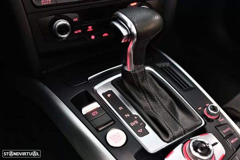 Audi A5 Cabrio 2.0 TDi S-line S tronic - 22