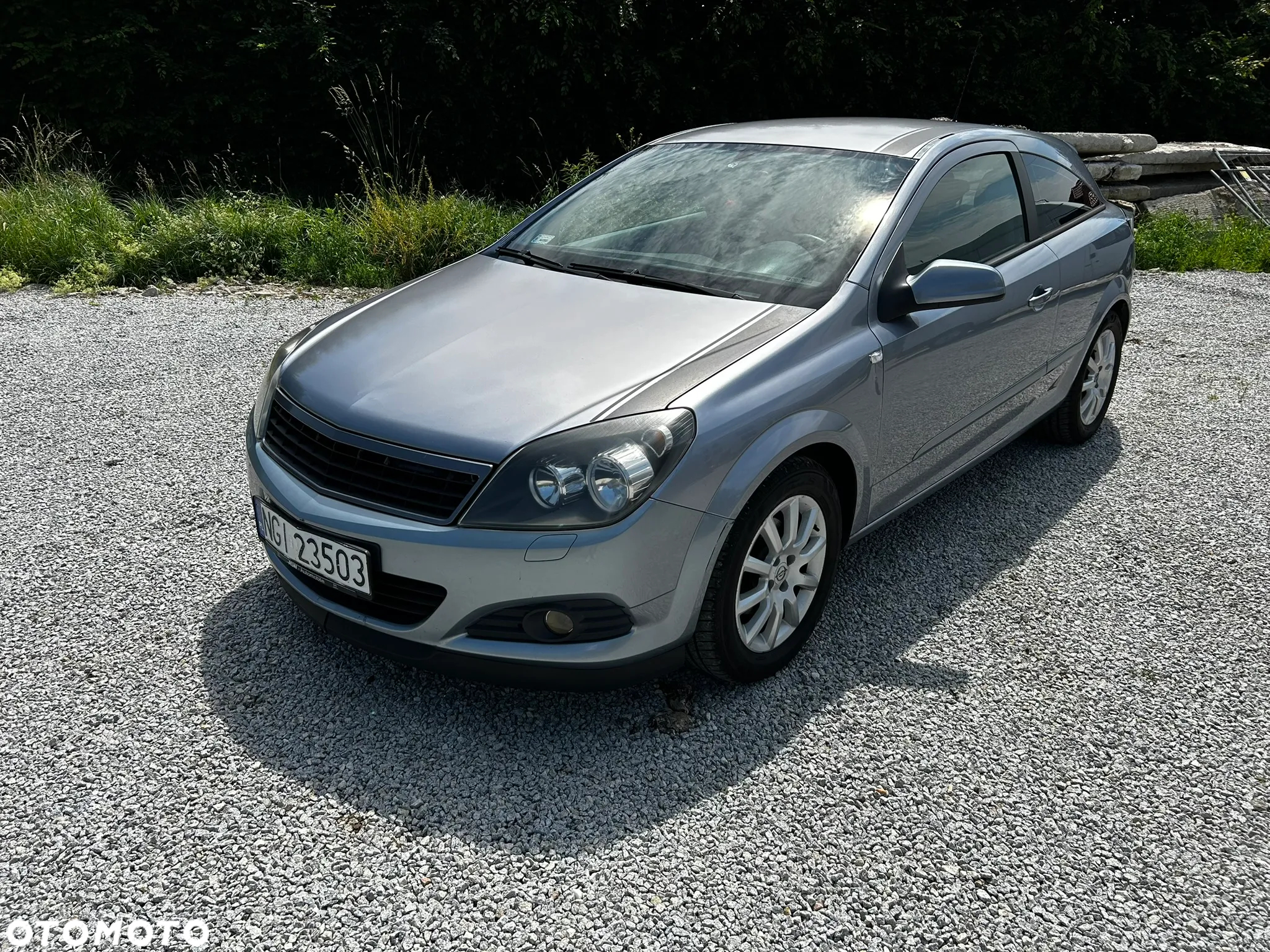 Opel Astra III GTC 1.6 Enjoy - 13