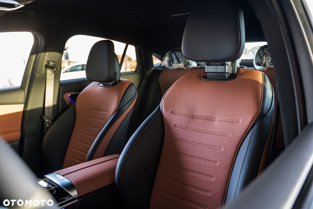 Mercedes-Benz GLC - 14