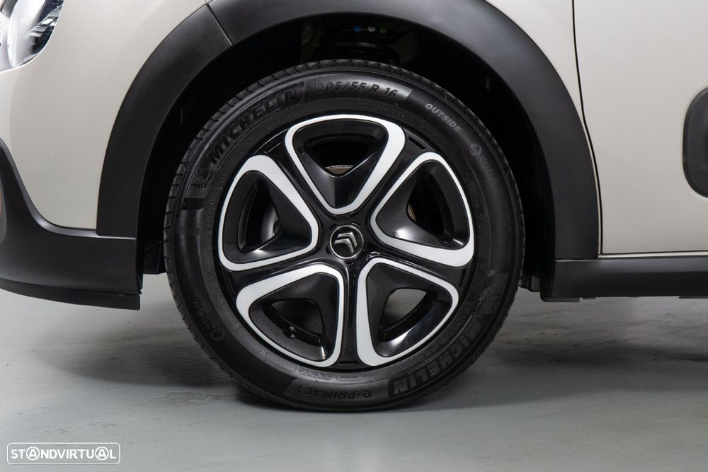 Citroën C3 1.2 PureTech C-Series - 17