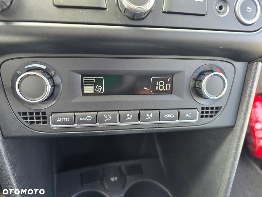 Volkswagen Polo - 32