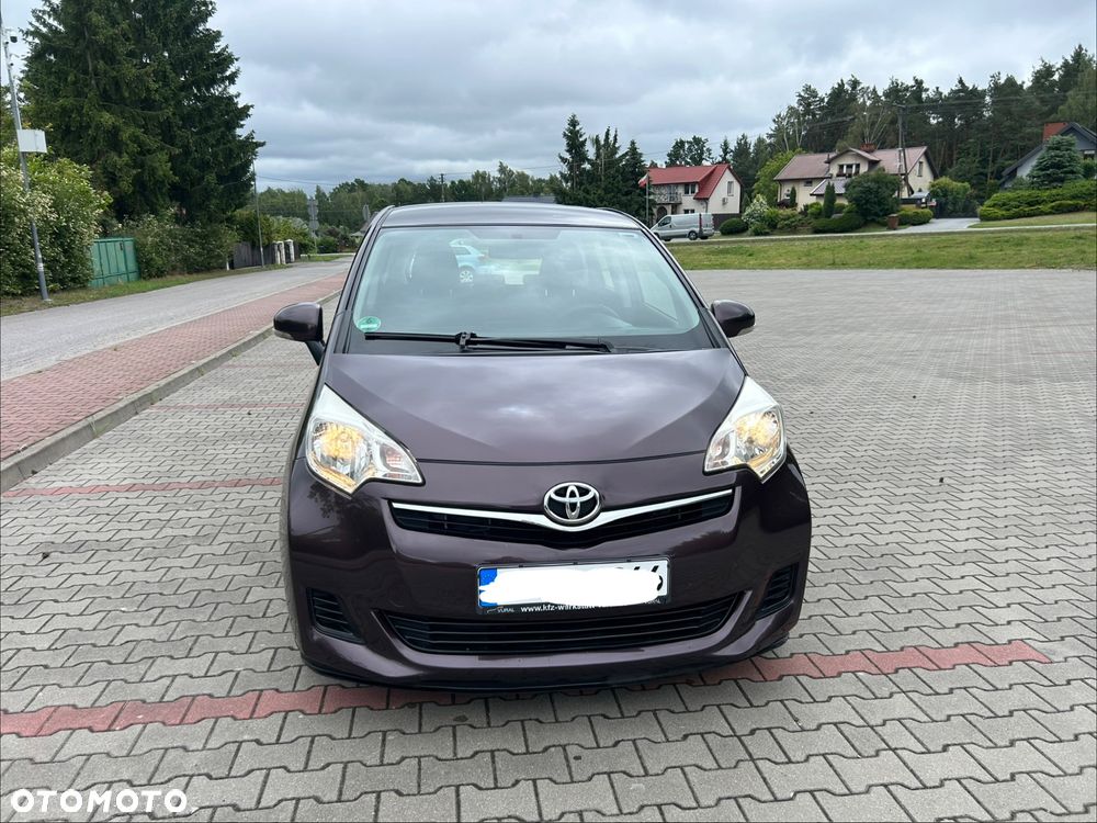 Toyota Verso S 1.33 VVT-i - 16