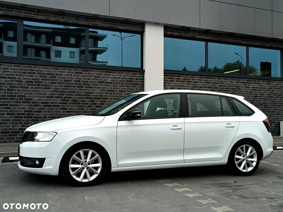 Skoda RAPID 1.2 TSI Active - 3
