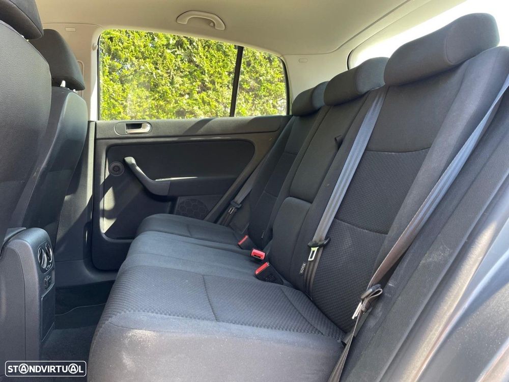 Volkswagen Golf Plus 1.6 TDi DPF BlueMotion Comfortline — fotografia 7