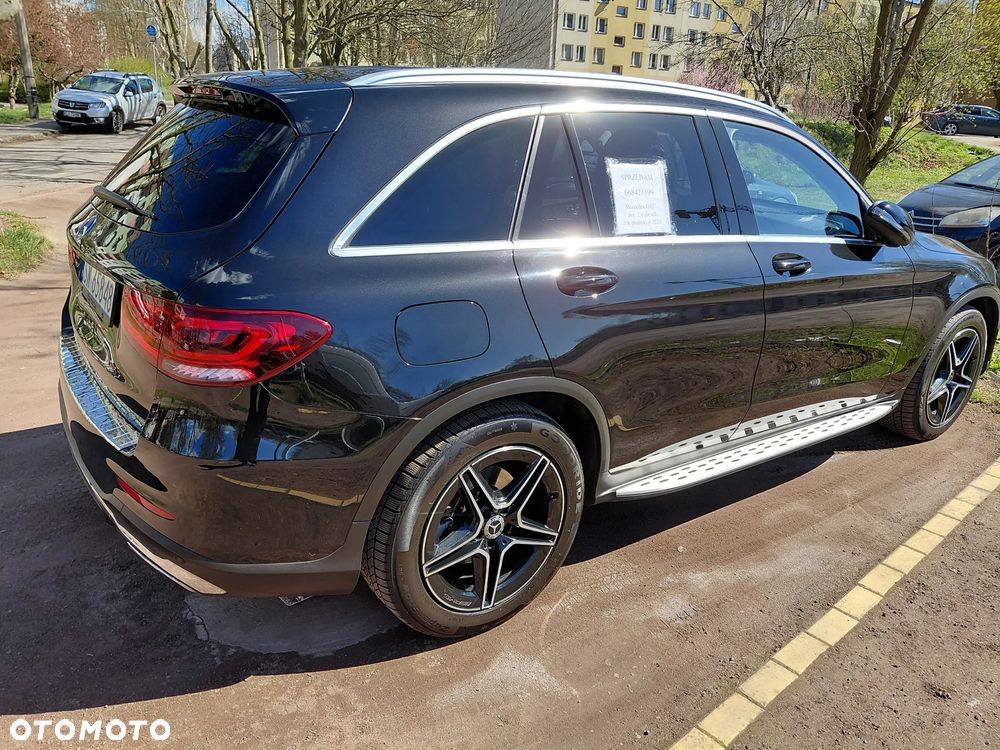Mercedes-Benz GLC 200 d 4Matic 9G-TRONIC AMG Line - 23