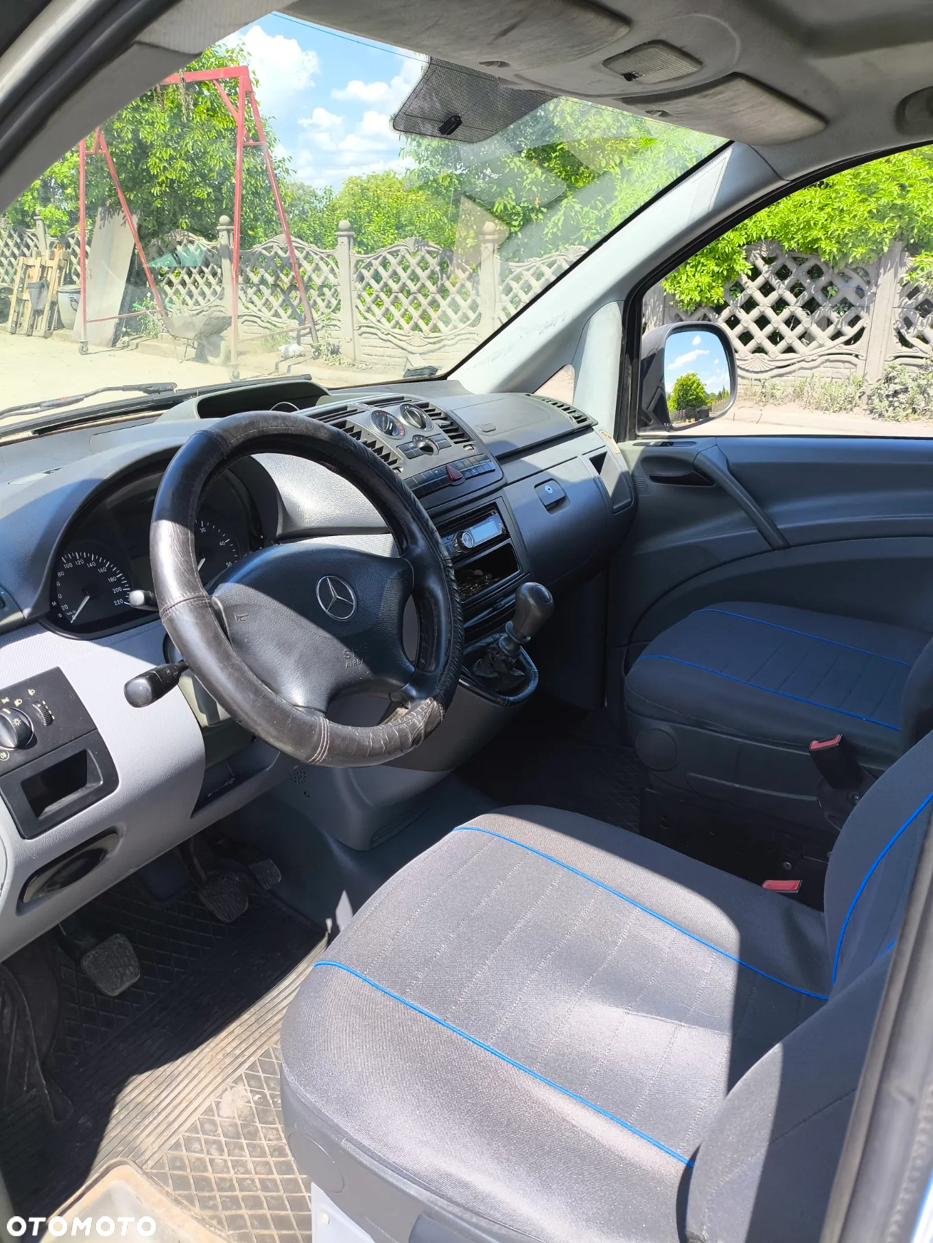 Mercedes-Benz Vito - 11