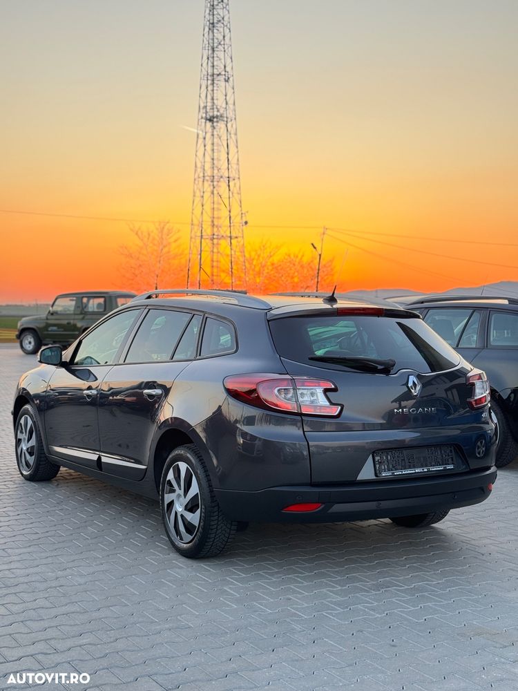 Renault Megane dCi 130 FAP BOSE Edition - 5