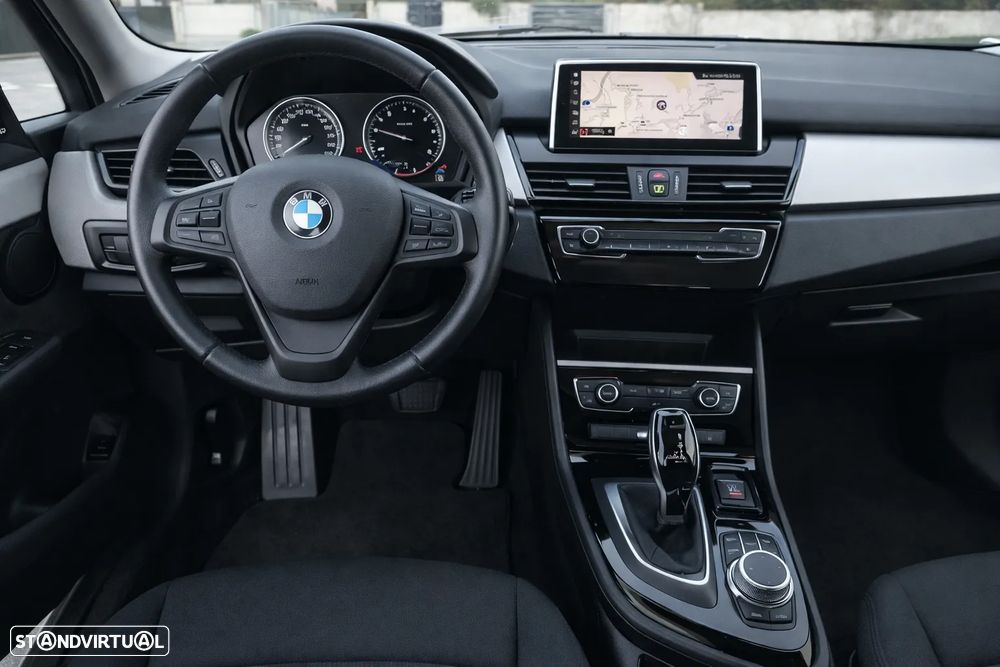 BMW 216 Gran Tourer d Aut. Sport Line - 10