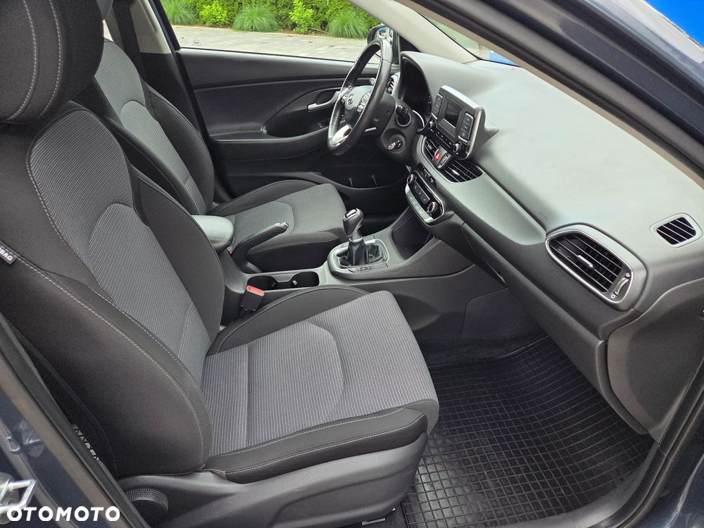 Hyundai i30 1.5 DPI Modern - 6