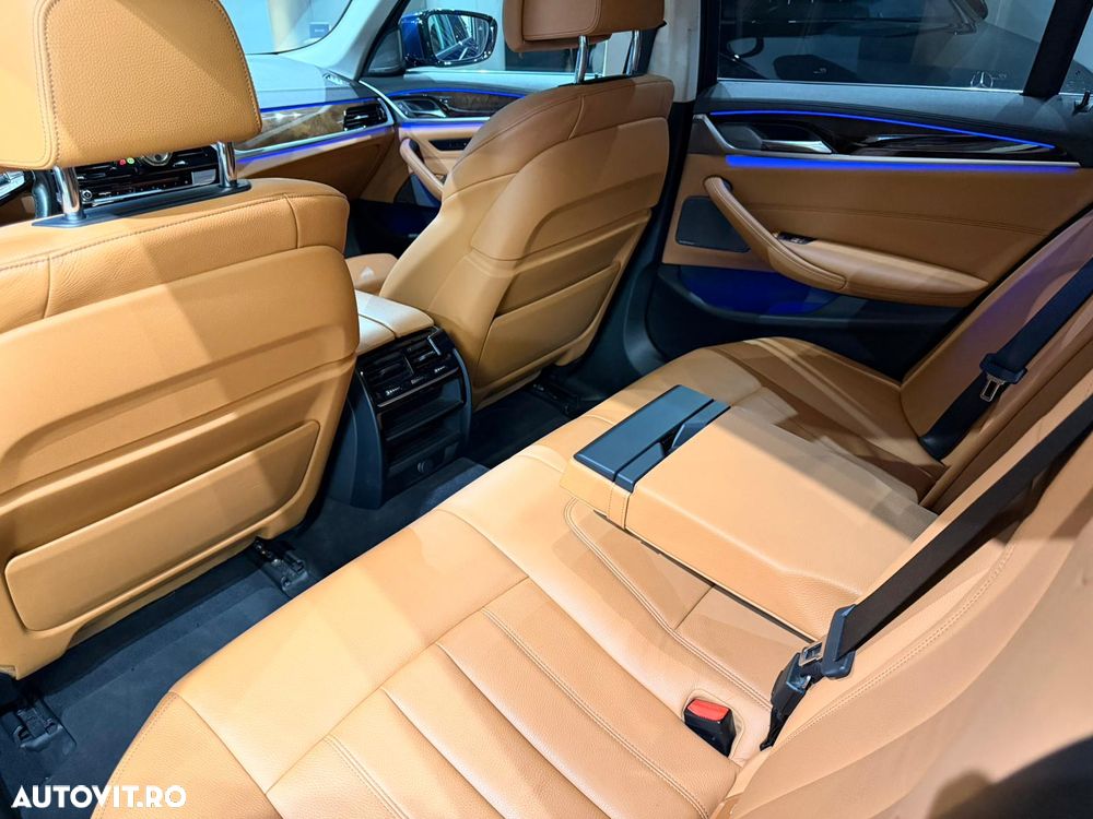 BMW Seria 5 530e Aut. Luxury Line - 6