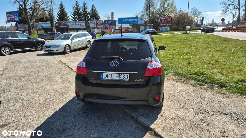 Toyota Auris 1.6 2010 - 7