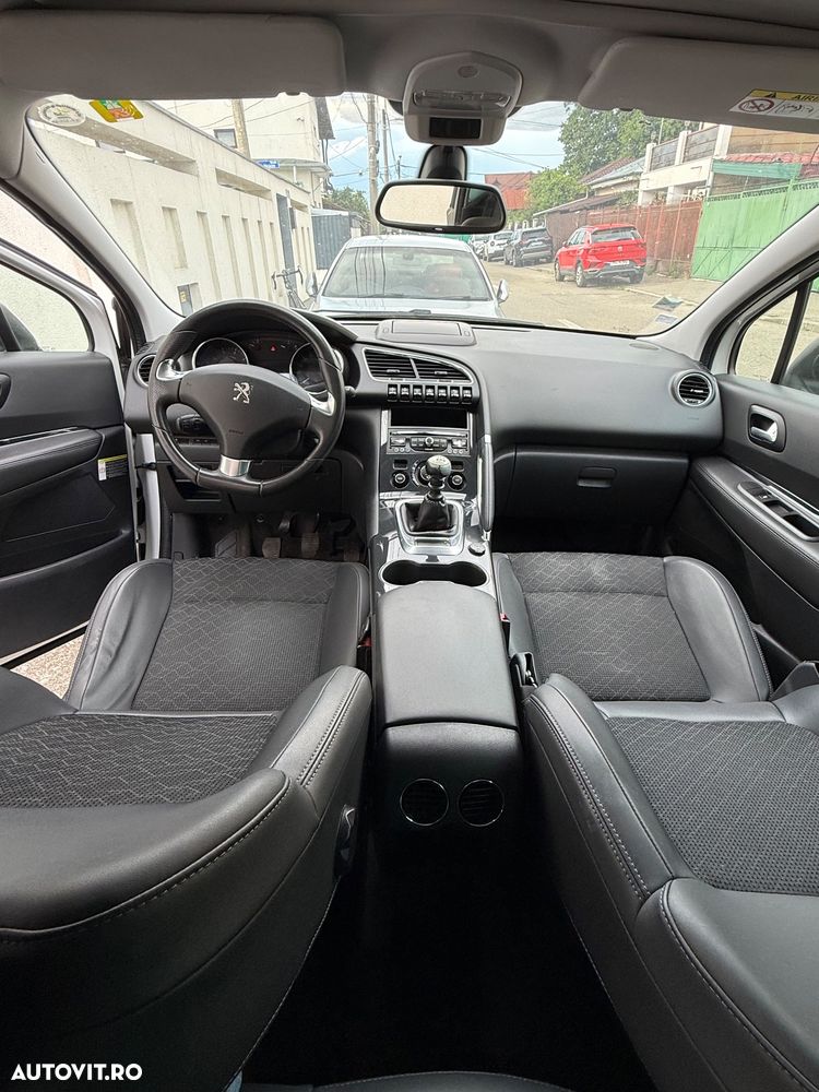 Peugeot 3008 1.2 PureTech Turbo S&S Access - 8