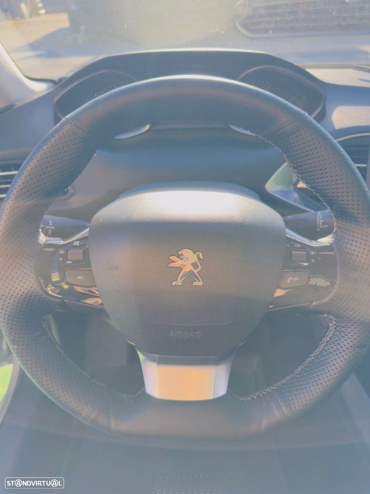 Peugeot 308 SW 1.6 BlueHDi Allure - 22