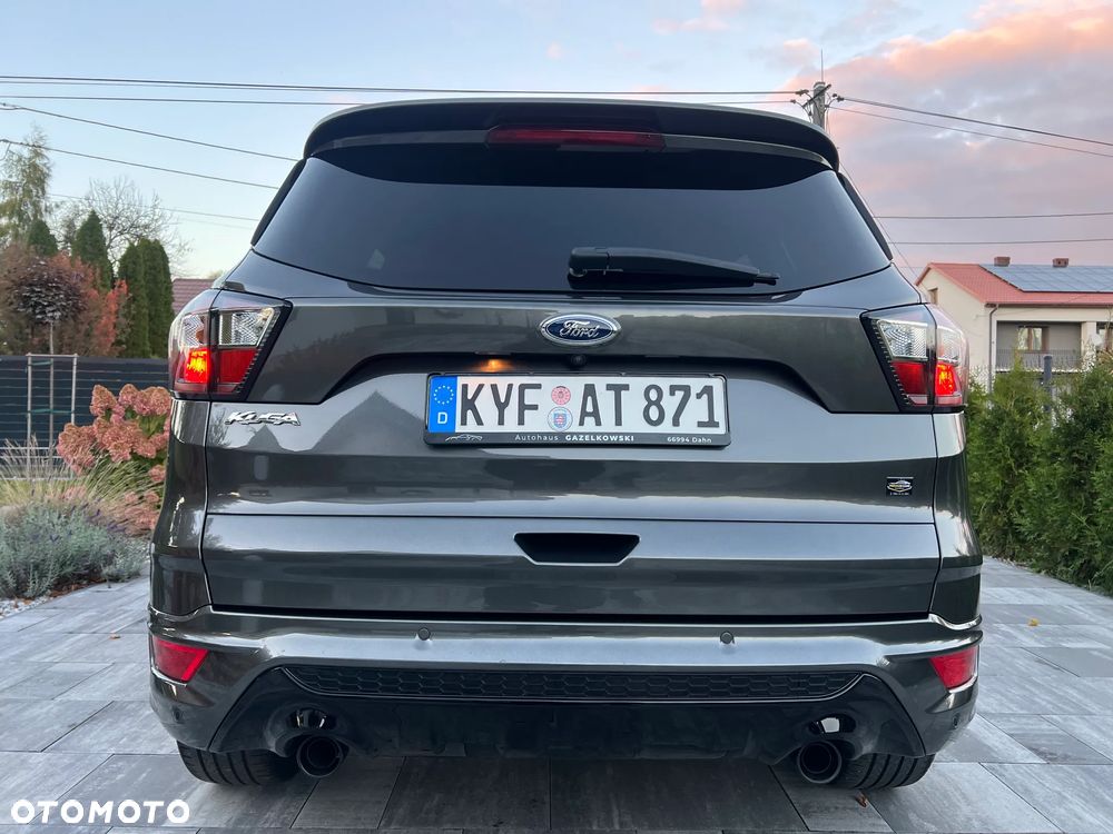 Ford Kuga 2.0 TDCi 2x4 ST-Line - 12