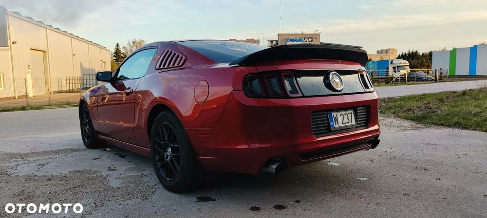 Ford Mustang 3.7 V6 - 8