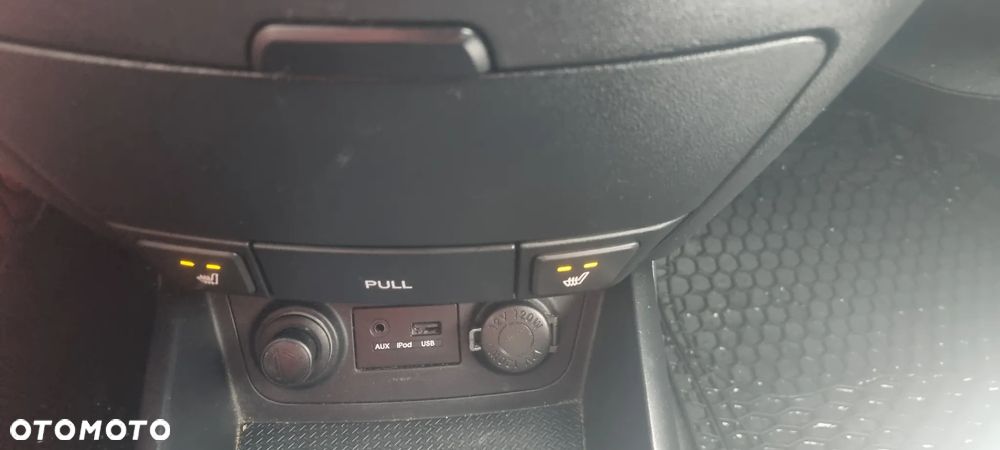 Hyundai i30 1.4 Blue Comfort - 27