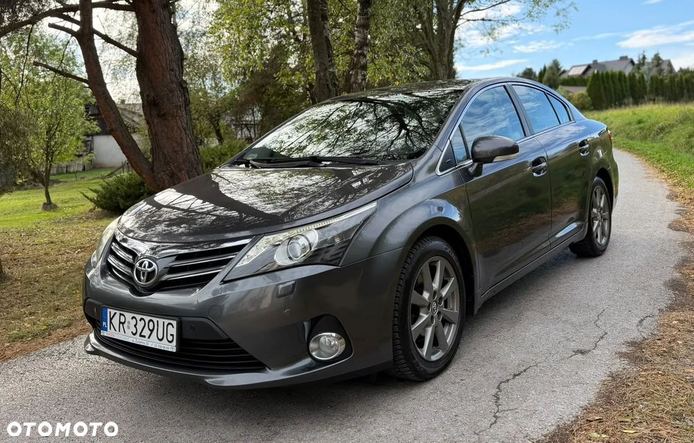Toyota Avensis 2.2 D-4D Premium - 2
