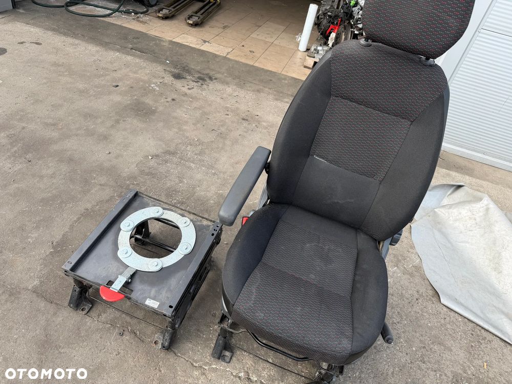 Ducato Boxer Jumper 06-20 Fotel obrotowy lewy - 7