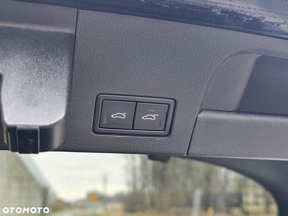 Volkswagen Arteon 2.0 TSI DSG R-Line Edition - 24