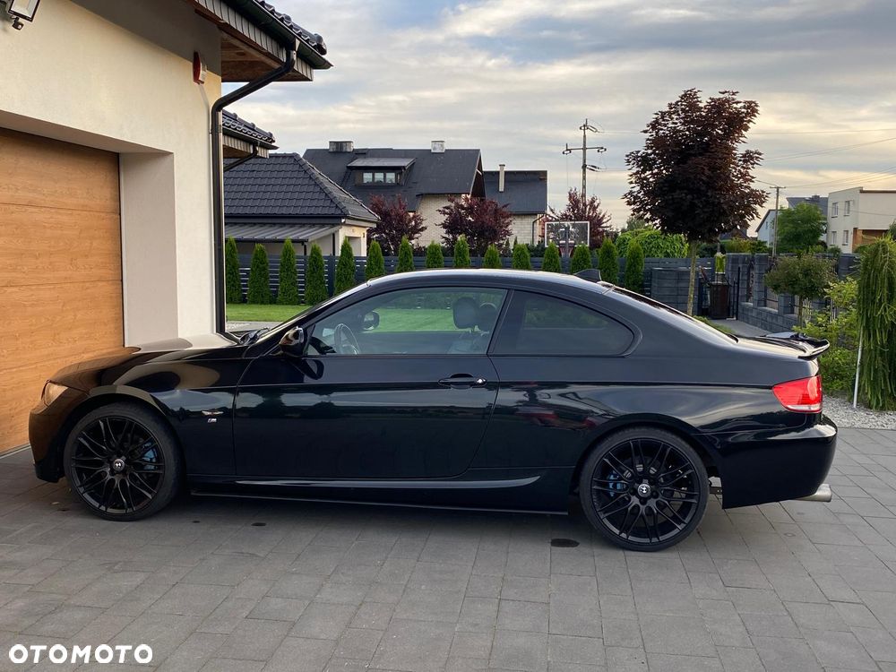 BMW Seria 3 320i Edition Exclusive - 14