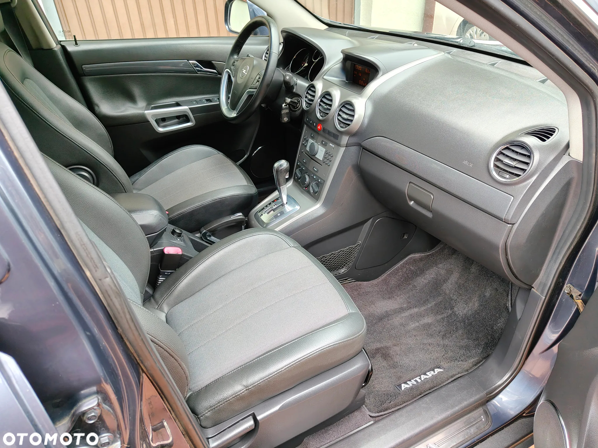 Opel Antara - 18